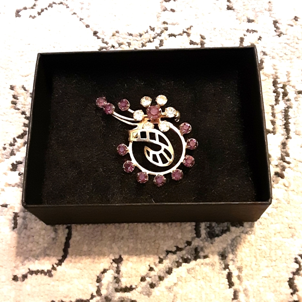 Vintage Brooch
